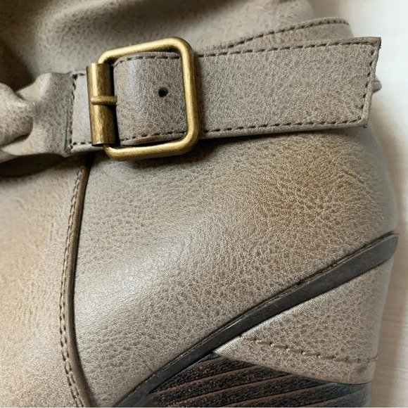 Vangelo Lined Heeled Strap Buckle Tall Boots 39 - Picture 13 of 16